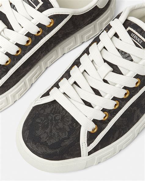 guaccone versace scamosciato|versace barocco greca sneaker.